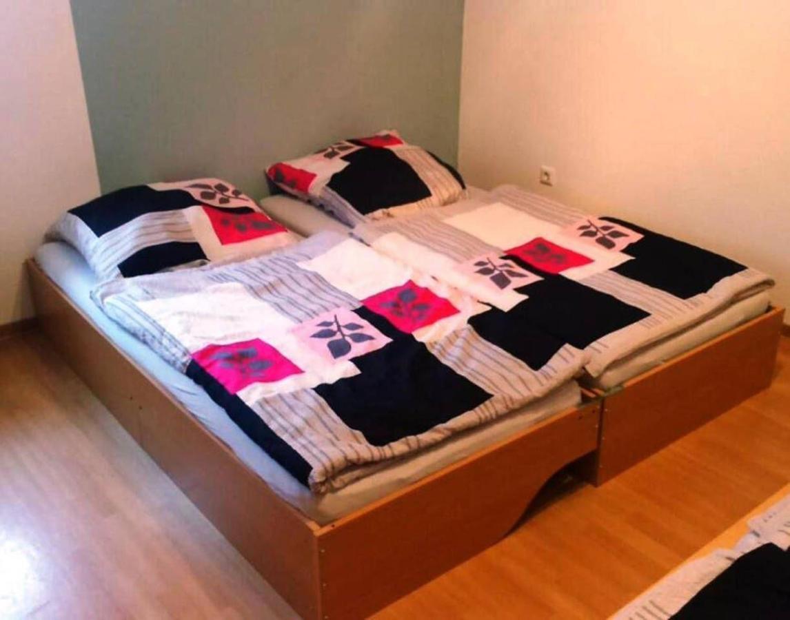 Ferienwohnung-Thielen-Waldrach-Ruwertal エクステリア 写真